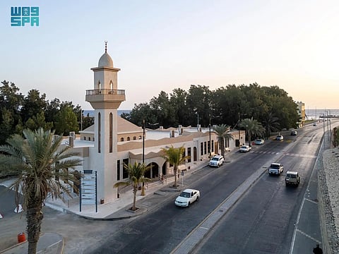 مشروع الأمير محمد بن سلمان لتطوير المساجد التاريخية يضمّ مسجد الجامع في ضباء ويحافظ على هويته المعمارية