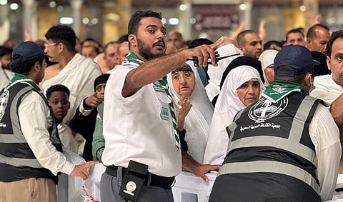 بالصور.. أكثر من 400 كشاف سعودي يجسدون العطاء في خدمة ضيوف الرحمن