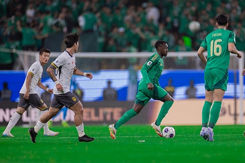 جانب من لقاء المنتخب السعودي ونظيره الصيني