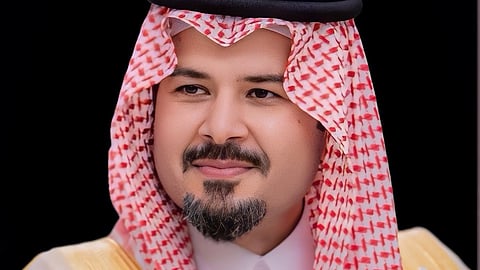 أمير المدينة المنورة يوجّه باستمرار العمل في الإمارة والمحافظات خلال إجازة عيد الفطر