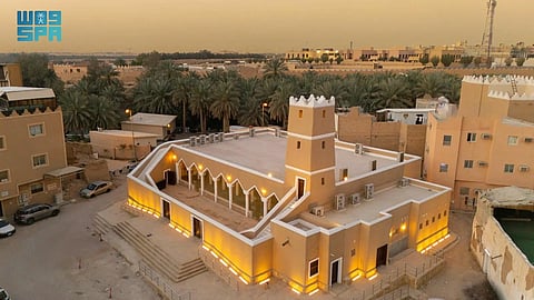 مشروع الأمير محمد بن سلمان يجدد مسجد العودة بالدرعية على الطراز النجدي