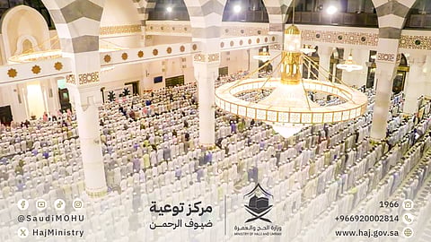 "صلوا في مساجد مكة".. دعوات لتخفيف الزحام داخل الحرم وتسهيل حركة القادمين من بعيد