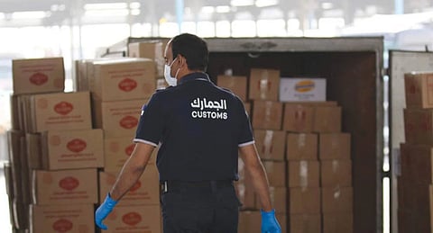 تسجيل 1320 حالة ضبط في المنافذ الجمركية البرية والبحرية والجوية