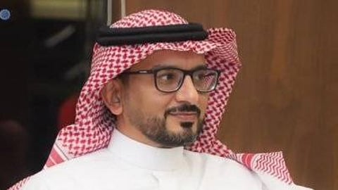 نائب رئيس الشباب يهاجم التحكيم بعد الخسارة أمام الاتحاد: لا يمكننا الانتصار على الاتحاد والتحكيم معًا