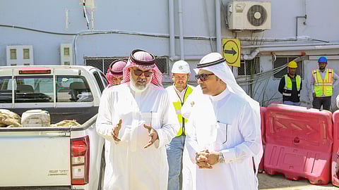 شاهد.. أمين الطائف يقف ميدانياً على الاحتياجات الخدمية لأهالي الحويّة والقيم