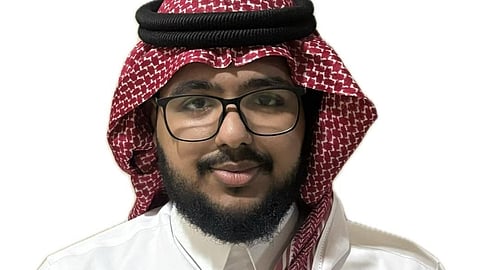 باحثان من جامعة أم القرى يكشفان دور خامات النانو في مستقبل التصميم الداخلي الذكي