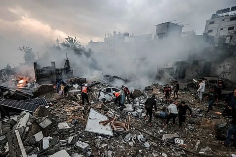 استشهاد (5) فلسطينيين بينهم (3) مسعفين وصحفي جراء قصف إسرائيلي على مدينة غزة