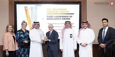 مجموعة الدكتور سليمان الحبيب الطبية تحصل على جائزة الريادة والتميز من المؤسسة الأمريكية "SRC "