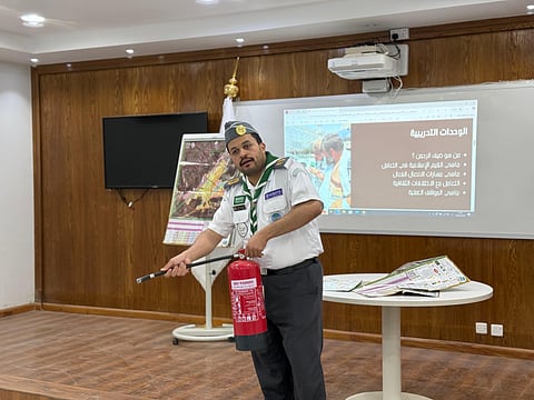 استعدادًا لموسم الحج .. ثلاثة برامج لتدريب كشافة تنمية الأفلاج على المهارات الميدانية