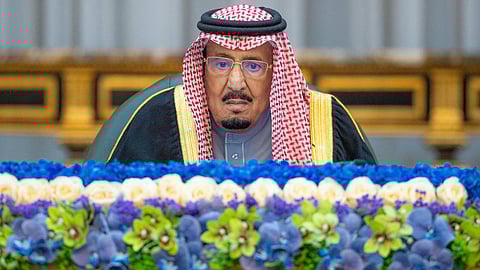 موجز "سبق" الأسبوعي: قرارات ملكية.. وتفوُّق رقمي وإنجاز طبي وبشائر اجتماعية.. يقابلها تصعيد إقليمي وتفاهمات دولية