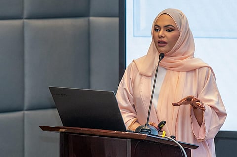  استشارية طب العائلة والتغذية بمملكة البحرين بثينة عجلان