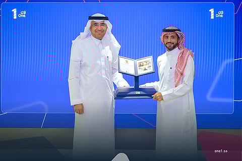 رئيس مجلس إدارة مصرف الراجحي يزور مجموعة "ون" للاتصال والتسويق