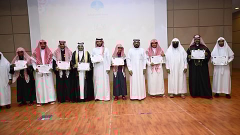 "كلية الشريعة والقانون" بجامعة جازان تكرم الخريجين والمتميزين في حفلها السنوي لختام الأنشطة