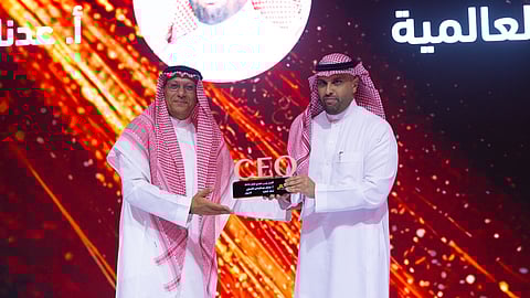 عدنان الشبيلي أفضل رئيس تنفيذي في قطاع التمويل لعام 2024