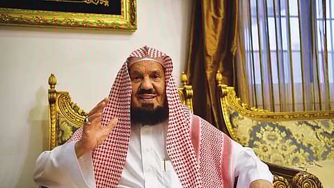 عضو هيئة كِبار العلماء والمستشار بالديوان الملكي الشيخ عبدالله المنيع