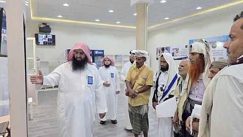 "الأمر بالمعروف" تستقبل الحجاج القادمين عبر منفذ الوديعة الحدودي بنجران