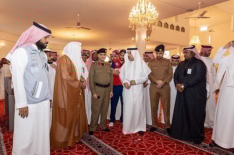 محافظ الليث يتفقّد جاهزية ميقات يلملم لموسم حج 1446هـ