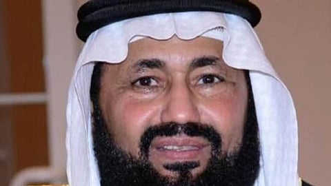 إصدار يوثّق تاريخ التعليم في صامطة: كتاب "مدرسة أحمد إدريس" يرصد مسيرة نصف قرن من العطاء التربوي