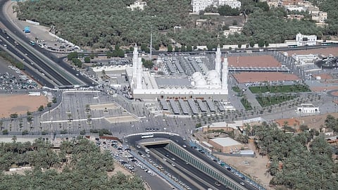 بالصور .. طيران الأمن يُكثّف طلعاته الجوية لمراقبة تنقل الحجاج بالمدينة المنورة