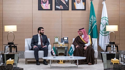 الأمير عبدالعزيز بن سعود يلتقي وزير الداخلية بالجمهورية العربية السورية