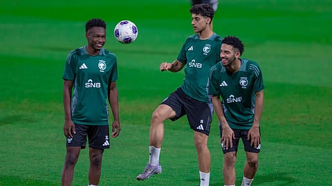 جانب من تدريبات لاعبي المنتخب السعودي الأول لكرة القدم