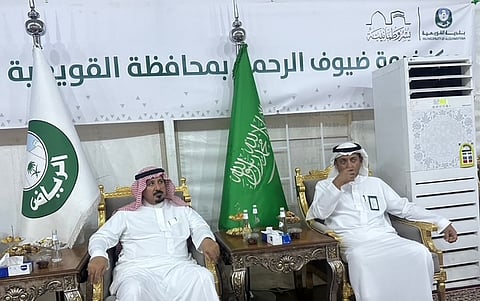 محافظ القويعية يتفقّد مركز خدمة ضيوف الرحمن بالمحافظة