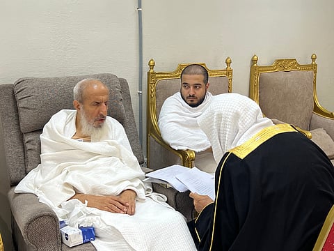 سماحة المفتي يستقبل المستفتين بمقر إقامته بمشعر منى