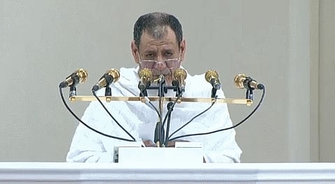 خطيب يوم عرفة يدعو فلسطين في مشهد مهيب : اللهم أشبع جائعهم وآو مشردهم وأمن خائفهم واكفهم شر أعدائهم