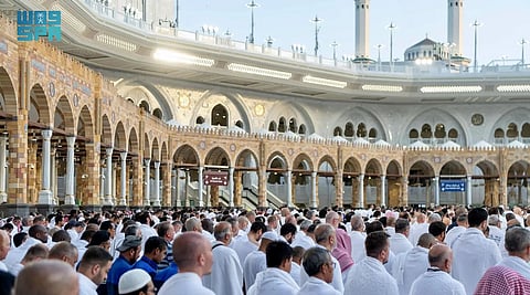 وسط أجواء آمنة مطمئنّة.. المصلُّون يؤدّون صلاة عيد الأضحى في مختلف أنحاء المملكة