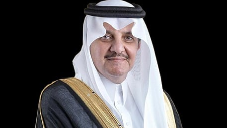أمير الشرقية يهنئ القيادة بمناسبة نجاح موسم حج 1446هـ