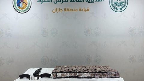 جازان.. حرس الحدود يحبط تهريب 29,895 قرصًا خاضعًا لتنظيم التداول الطبي