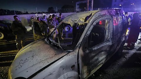 أرشيفية لسيارة استهدفتها إسرائيل في جنوب لبنان في مايو الماضية
