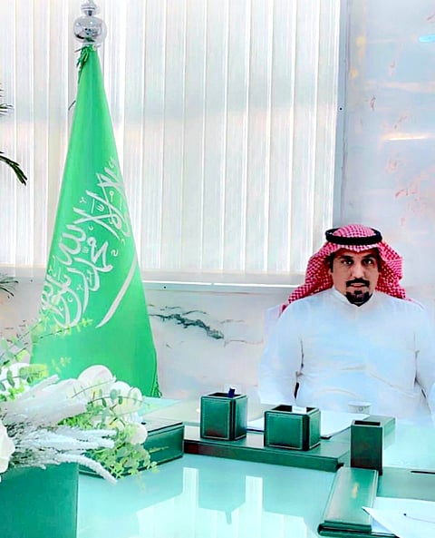 ترقية "علي نايض" للمرتبة العاشرة في بلدية عفيف