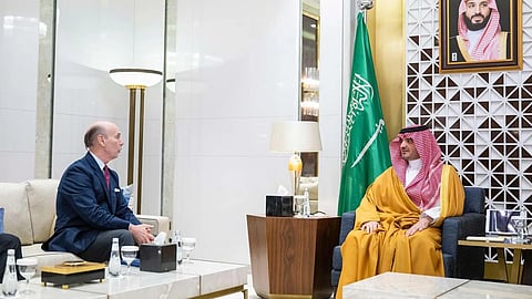 عبدالعزيز بن سعود يستقبل سفير إسبانيا ويبحثان الموضوعات المشتركة