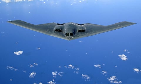 القناة 12 الإسرائيلية: إقلاع قاذفات أميركية من طراز "بي-2" من قاعدة وايتمان الجوية الأميركية