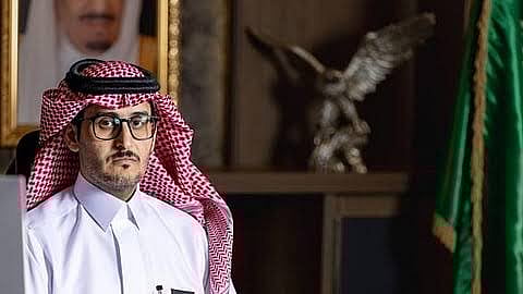 رئيس بلدية محايل  أحمد بن عامر العربي