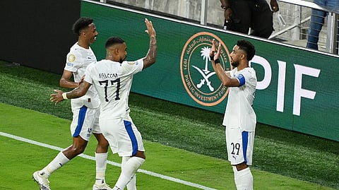 إصابة الدوسري وميتروفيتش .. "صدمة مزدوجة" للهلال قبل مواجهة مانشستر سيتي