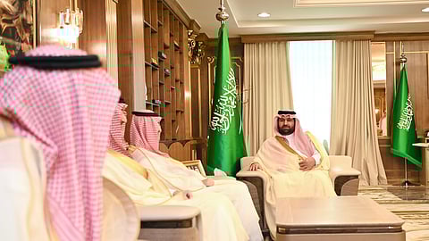 أمير جازان يكرّم الفائزين بجائزتي المواطنة المسؤولة وصيتاثون ويشيد بروح المبادرة لدى الطلاب