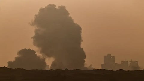 أرشيفية لغارة جوية إسرائيلية قرب الحدود بين إسرائيل وقطاع غزة 