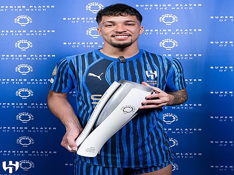 نجم الهلال " ليوناردو " يحصد جائزة رجل مباراة فريقه أمام مانشستر سيتي  الإنجليزي