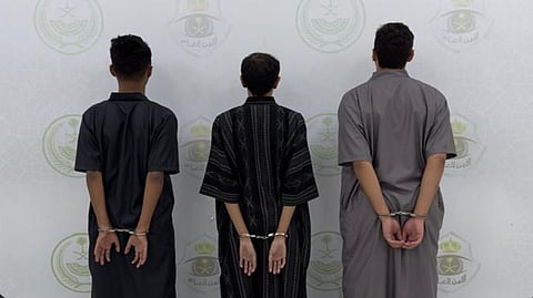"شرطة الرياض" تقبض على 3 أشخاص اعتدوا على آخرين في مكان عام