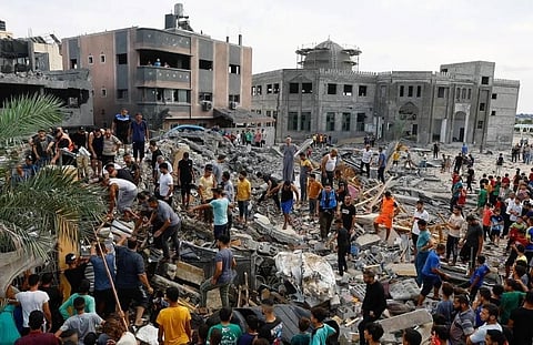 84 شهيدًا في قصف إسرائيلي متواصل على غزة.. وتدهور خطير في الوضع الصحي