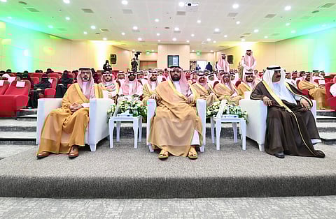 أمير جازان يرعى انطلاق ملتقى "جسور التواصل 2025" لتعزيز القيم الوطنية والحوار الحضاري