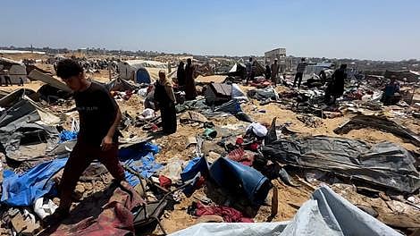 مجزرة جديدة في رفح اليوم .. 27 شهيدًا و180 مصابًا برصاص الاحتلال قرب مركز مساعدات