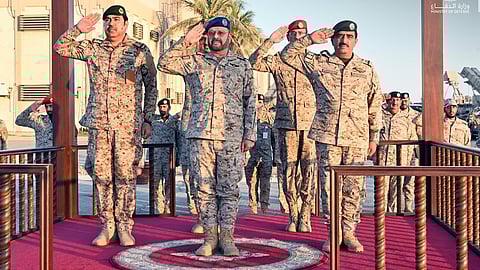 رئيس هيئة الأركان يتفقد منظومة "ثاد" بجدة.. ويشيد بجاهزية القوات وقدراتها التشغيلية والتدريبية