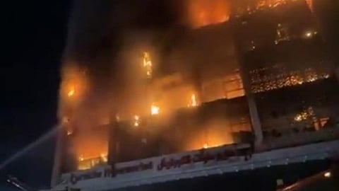 العراق .. التحقيق الأولي في "فاجعة الكوت" ينتهي بإيقاف 17 مسؤولاً وتوقيف 3 ضباط حكوميين