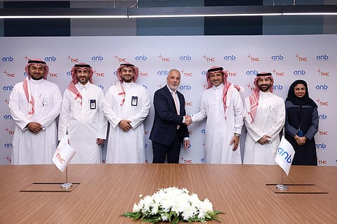 البنك العربي الوطني (anb) يقدّم 600 مليون ريال تسهيلات ائتمانية إسلامية لشركة الطائرات المروحية (THC) 