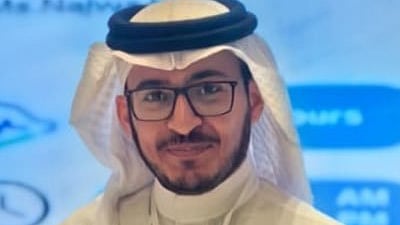 الدكتور عادل آل عواض مديرًا لمستشفى خميس مشيط للولادة والأطفال