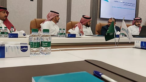 "بيئة رابغ" تشارك في اجتماع تنسيقي لدعم صيادي الأسماك وتطوير مهاراتهم