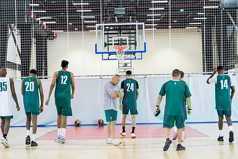 أخضر السلة يبدأ معسكره التحضيري في قطر استعداداً لكأس آسيا في جدة